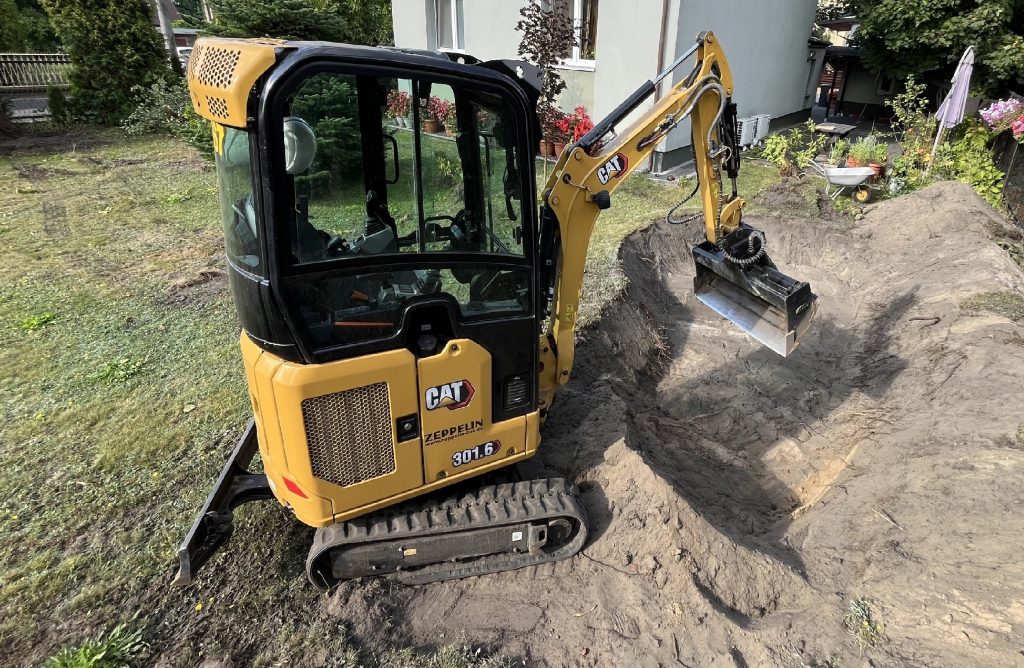 usługi minikoparką